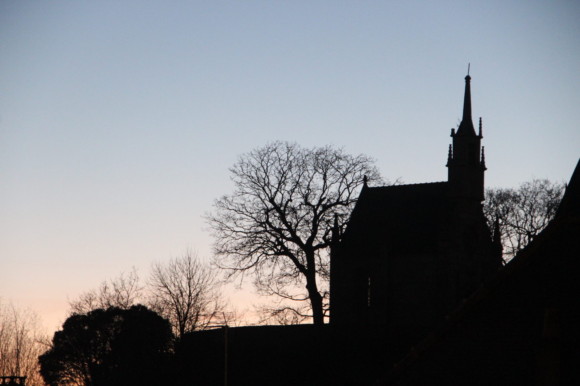 Chapelle du Calvaire sur la motte féodale, La Roche-Derrien