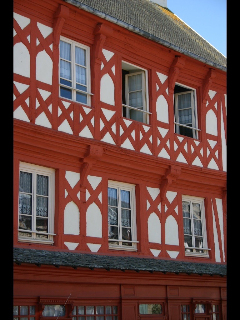 Ty Bras Ru, la maison rouge, La Roche-Derrien